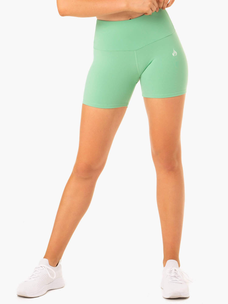 Shorts Ryderwear Staples Scrunch Bum Mid Length Vert Femme | HDP-70415119