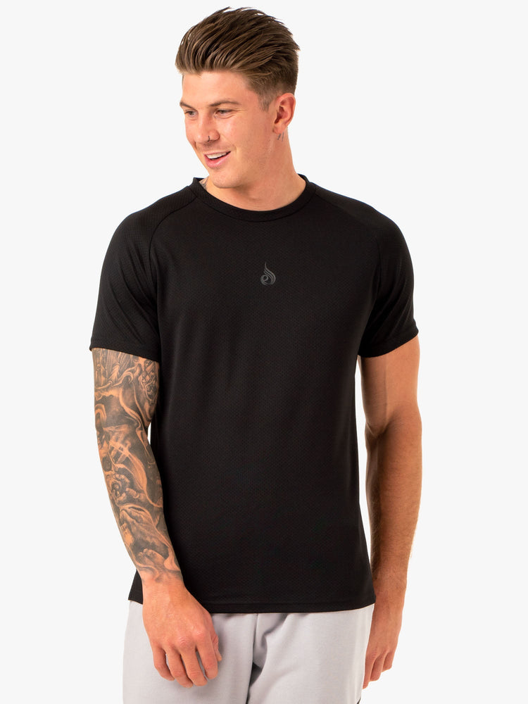 T Shirts Ryderwear Enhance Noir Homme | ERF-02436759