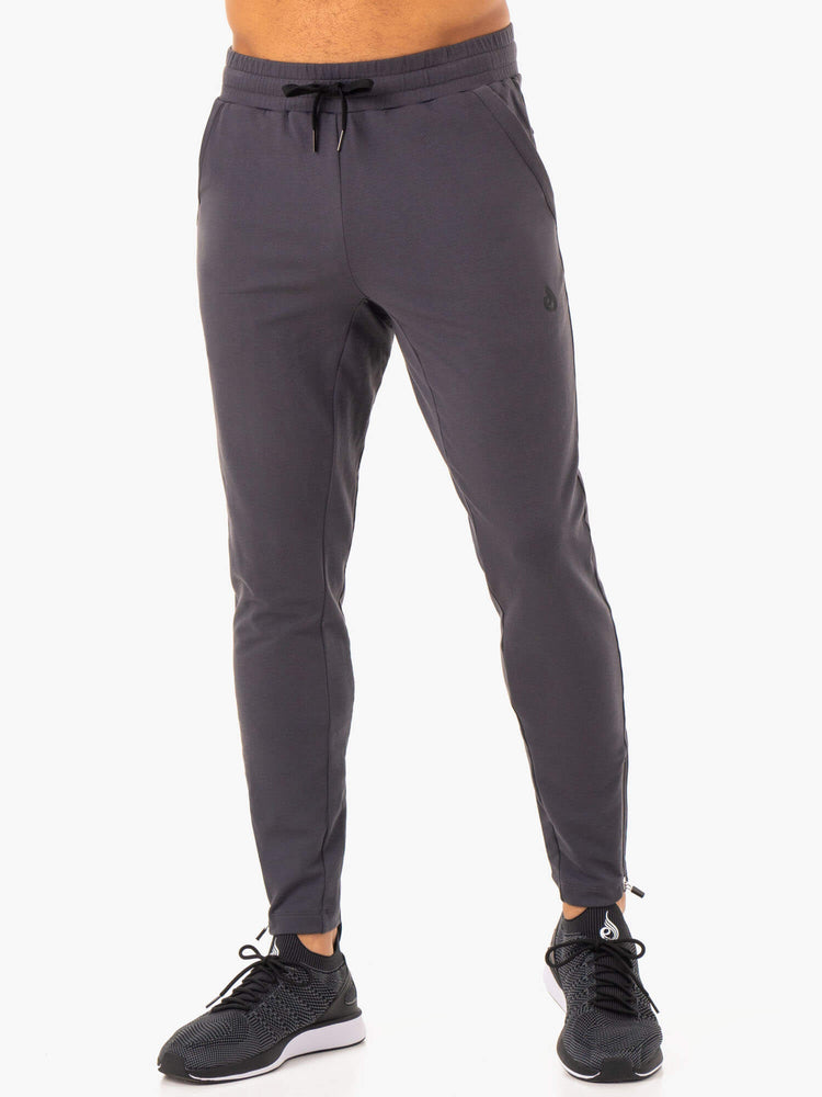 Pantalon Ryderwear Optimal Gym Piste Grise Homme | LIY-11313511