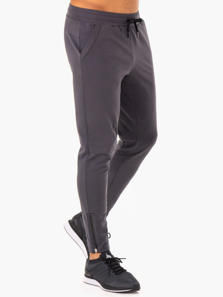 Pantalon Ryderwear Optimal Gym Piste Grise Homme | LIY-11313511